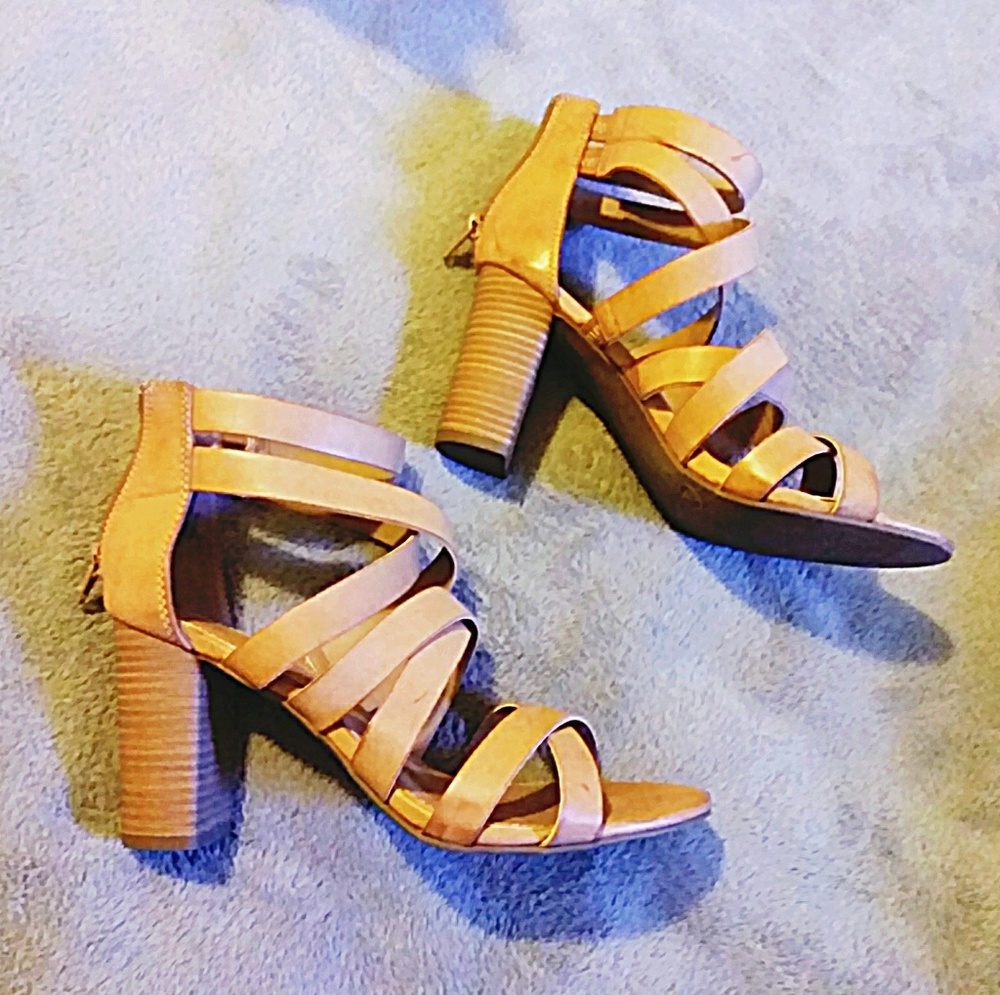 Wide Stappy heel sandals